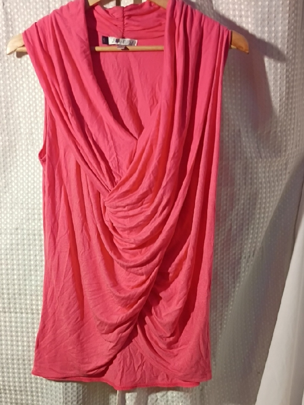Jennifer Lopez Draped Sleeveless Camisole - Hot Pink